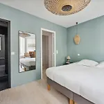 Veeve - Thoroughly Modern Maison Apartment