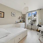 Apartment Veeve - Thoroughly Modern Maison Paris