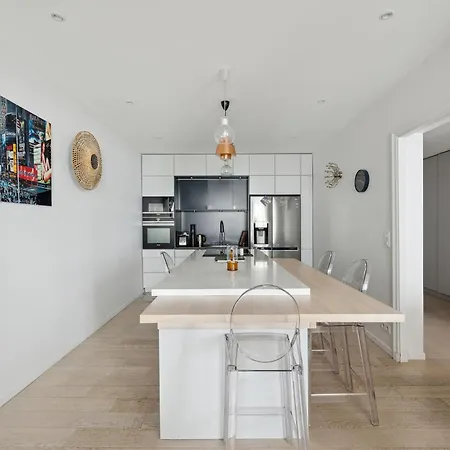 Veeve - Thoroughly Modern Maison * Paris