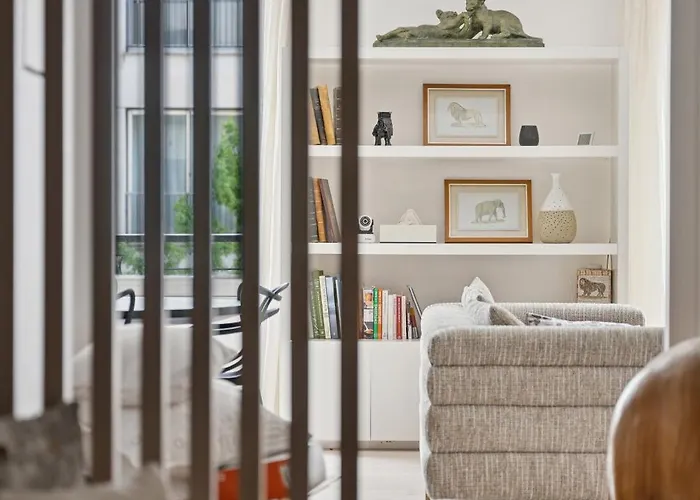 Veeve - Thoroughly Modern Maison Paris